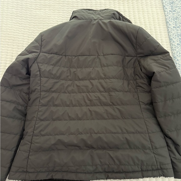 The North Face Women's Charcoal Puffer Jacket - Picture 3 of 4